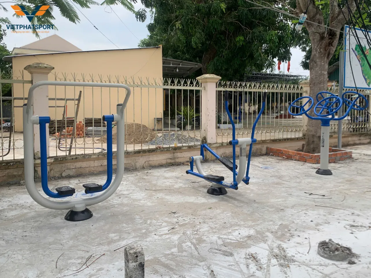 Máy tập thể dục ngoài trời đã giúp cho xã Định Hòa, Đồng Tháp đạt tiêu chí nông thôn mới trong năm 2025