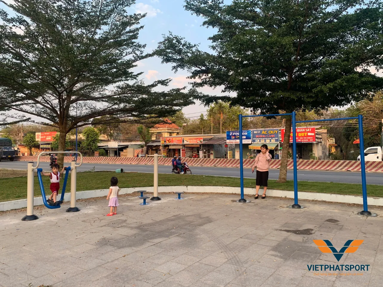 Xã Bầu Bàng đầu tư thiết bị thể thao ngoài trời phục vụ cộng đồng