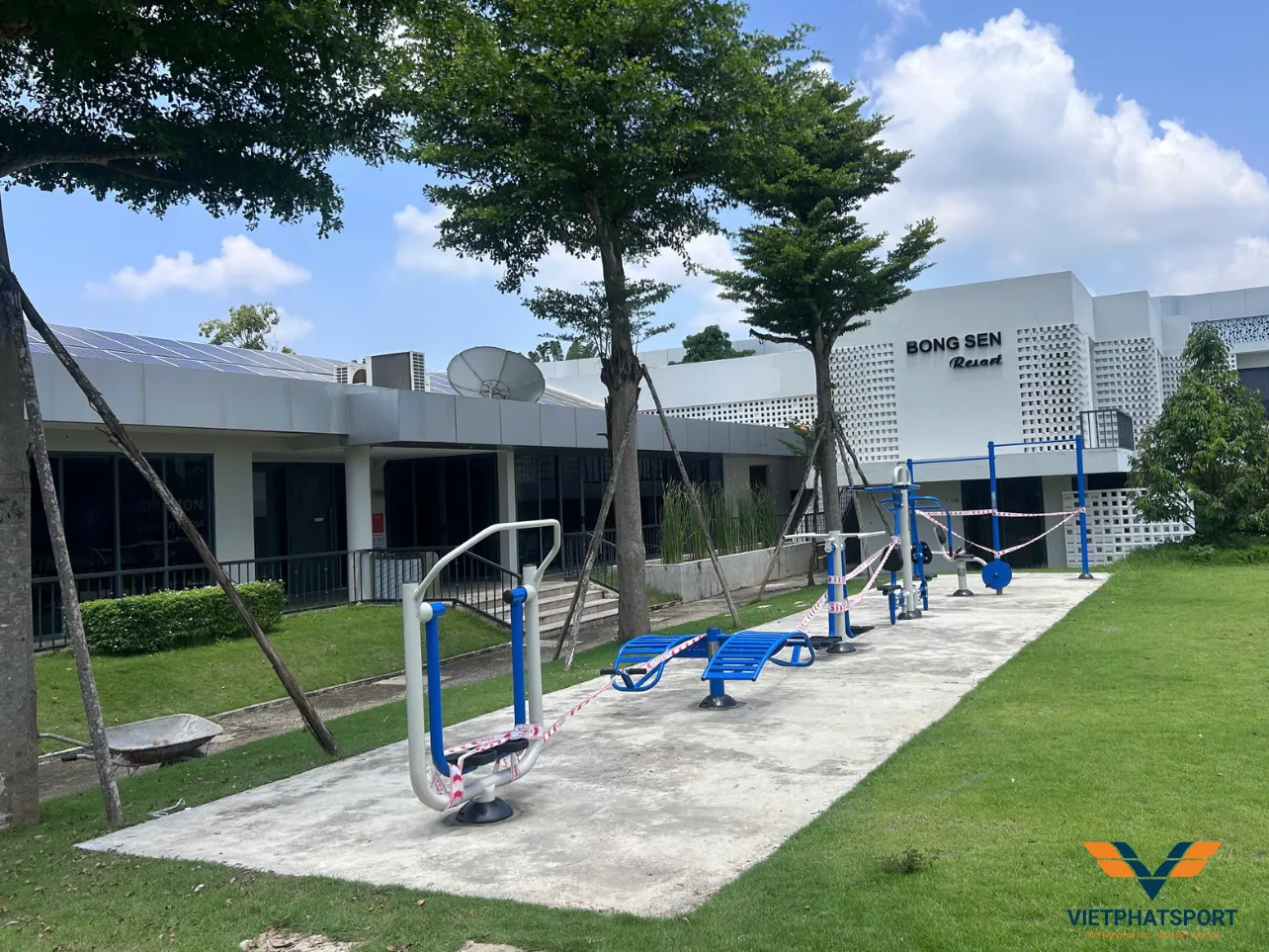 Thiết Bị Thể Thao Ngoài Trời Tại Tập Đoàn C.P. Việt Nam