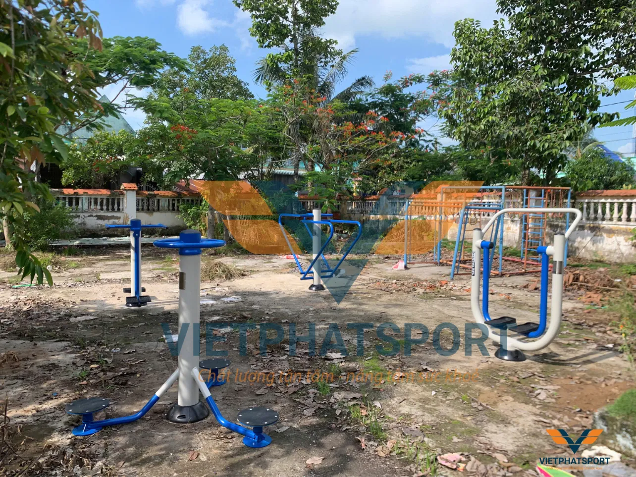 Xã Tân Mỹ, huyện Thanh Bình, tỉnh Đồng Tháp hoàn thành việc Lắp đặt máy tập công viên ngoài trời cho bà con trong xã