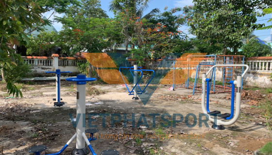 Xã Tân Mỹ, huyện Thanh Bình, tỉnh Đồng Tháp hoàn thành việc Lắp đặt máy tập công viên ngoài trời cho bà con trong xã