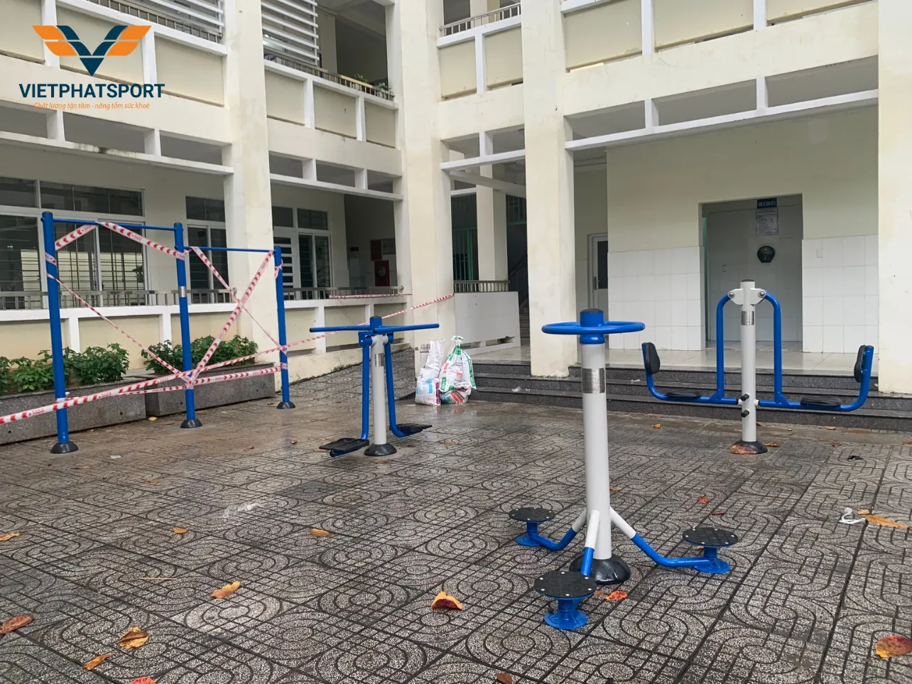 Lắp đặt dụng cụ thể thao ngoài trời tại Trường THCS Châu Thành, Vũng Tàu