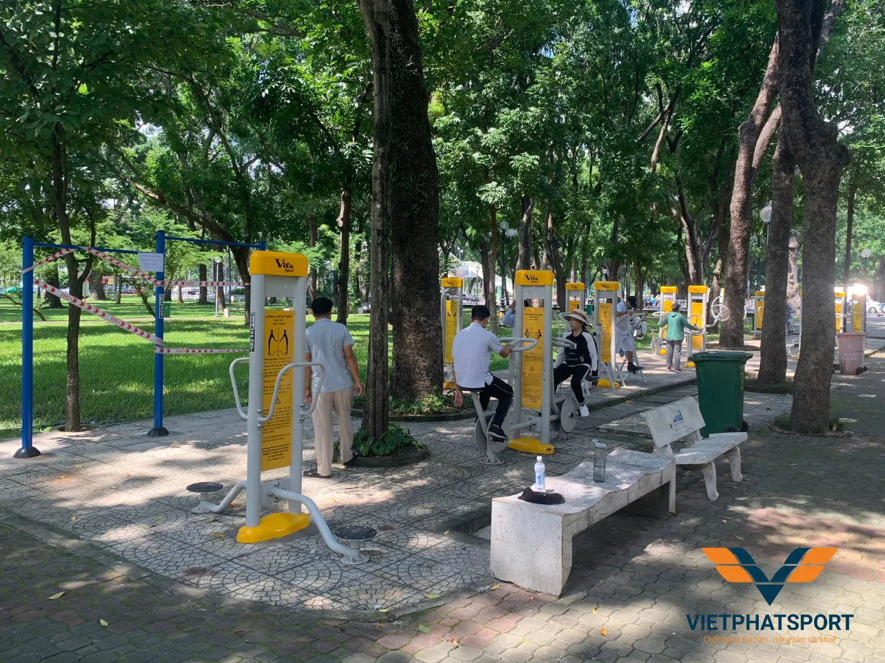 Lắp đặt máy tập công viên tại Công viên Gia Định, TP. HCM