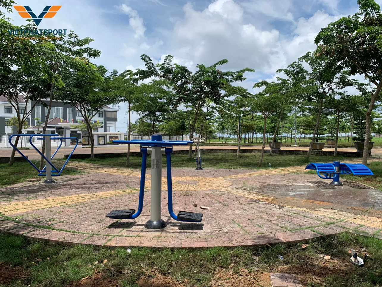 Lắp đặt máy tập công viên tại thị trấn Đông Hải, Bạc Liêu