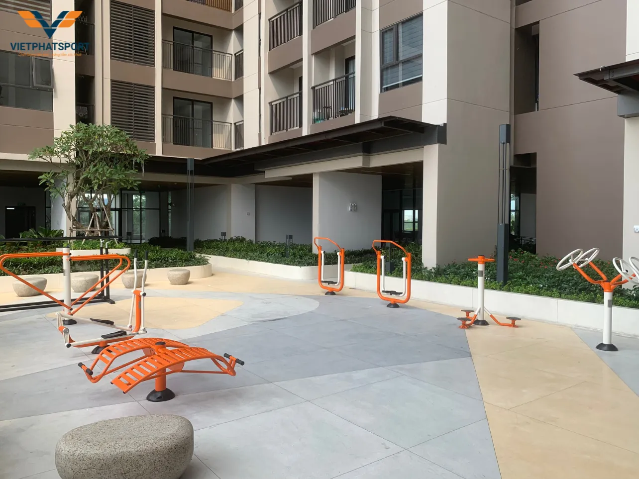 Opal Skyline Trang Bị Thiết Bị Thể Dục Ngoài Trời Cho Cư Dân