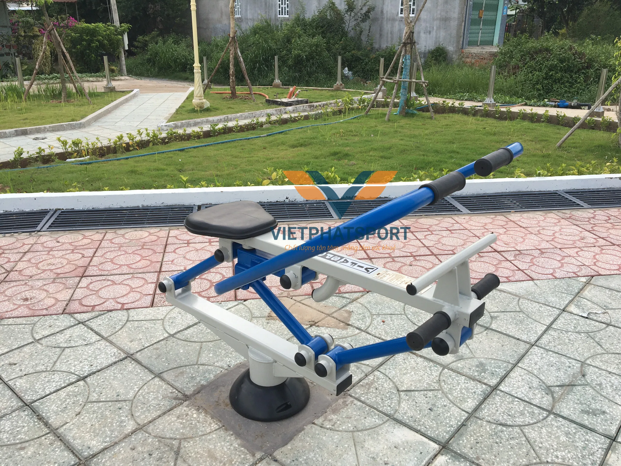Máy Chèo Thuyền Ngoài Trời
