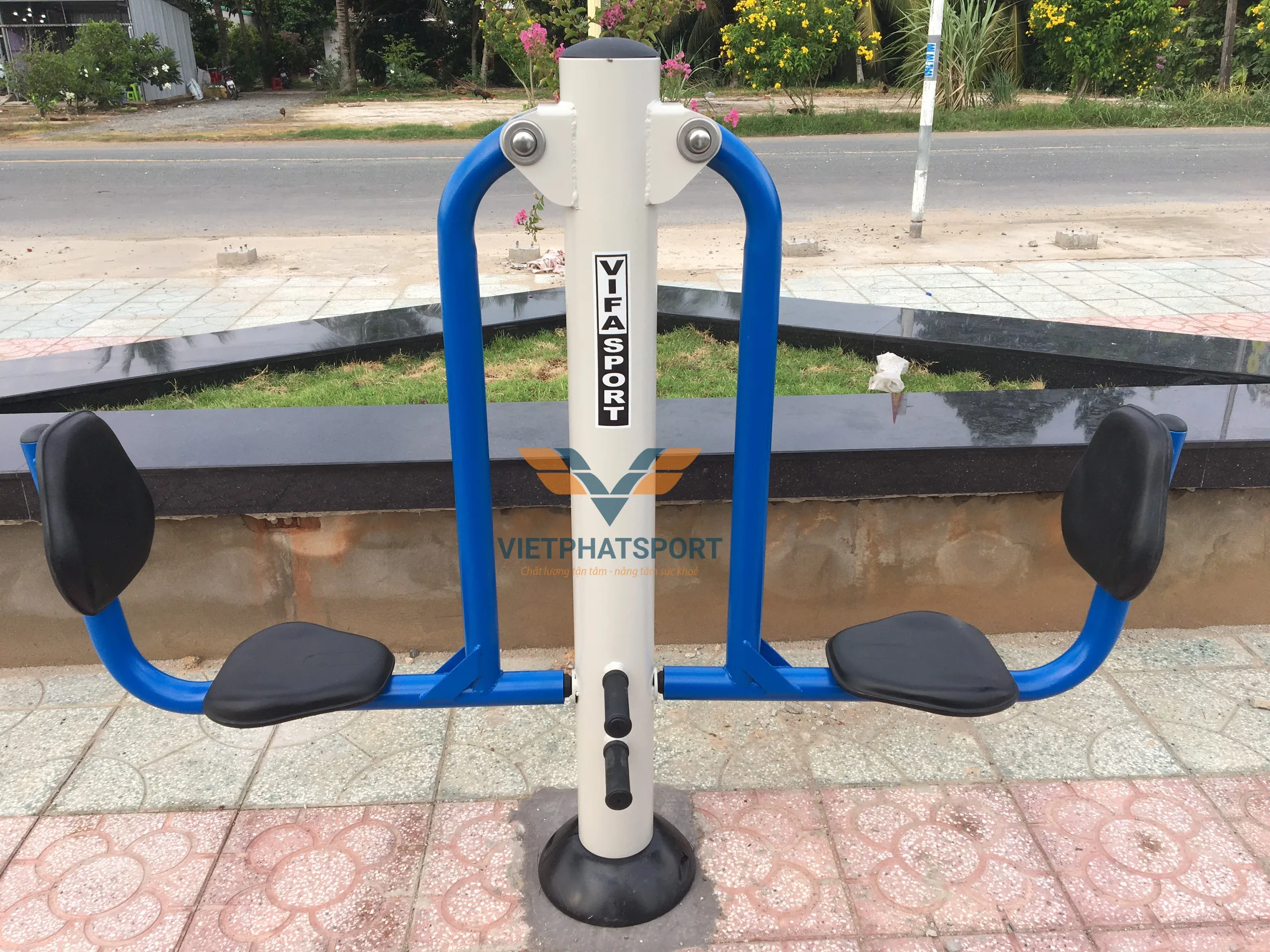 Máy Đạp Chân Ngoài Trời