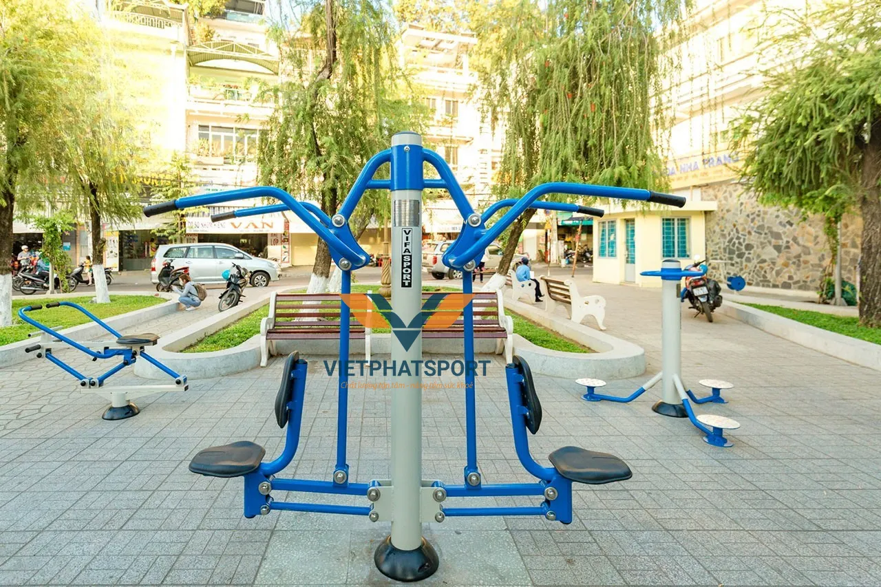 Máy Tập Kéo Tay Ngoài Trời