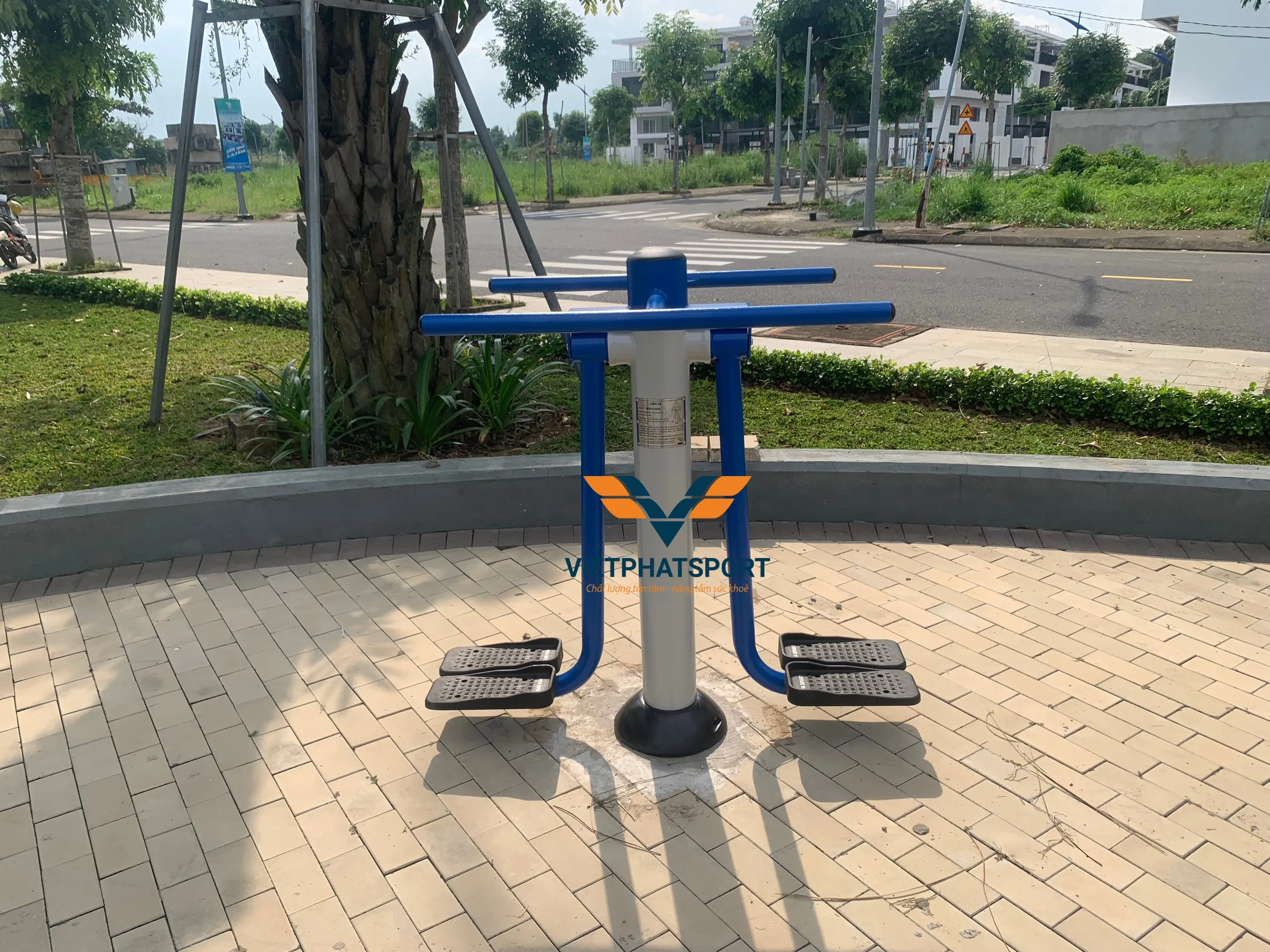 Máy Tập Lưng Eo Ngoài Trời 