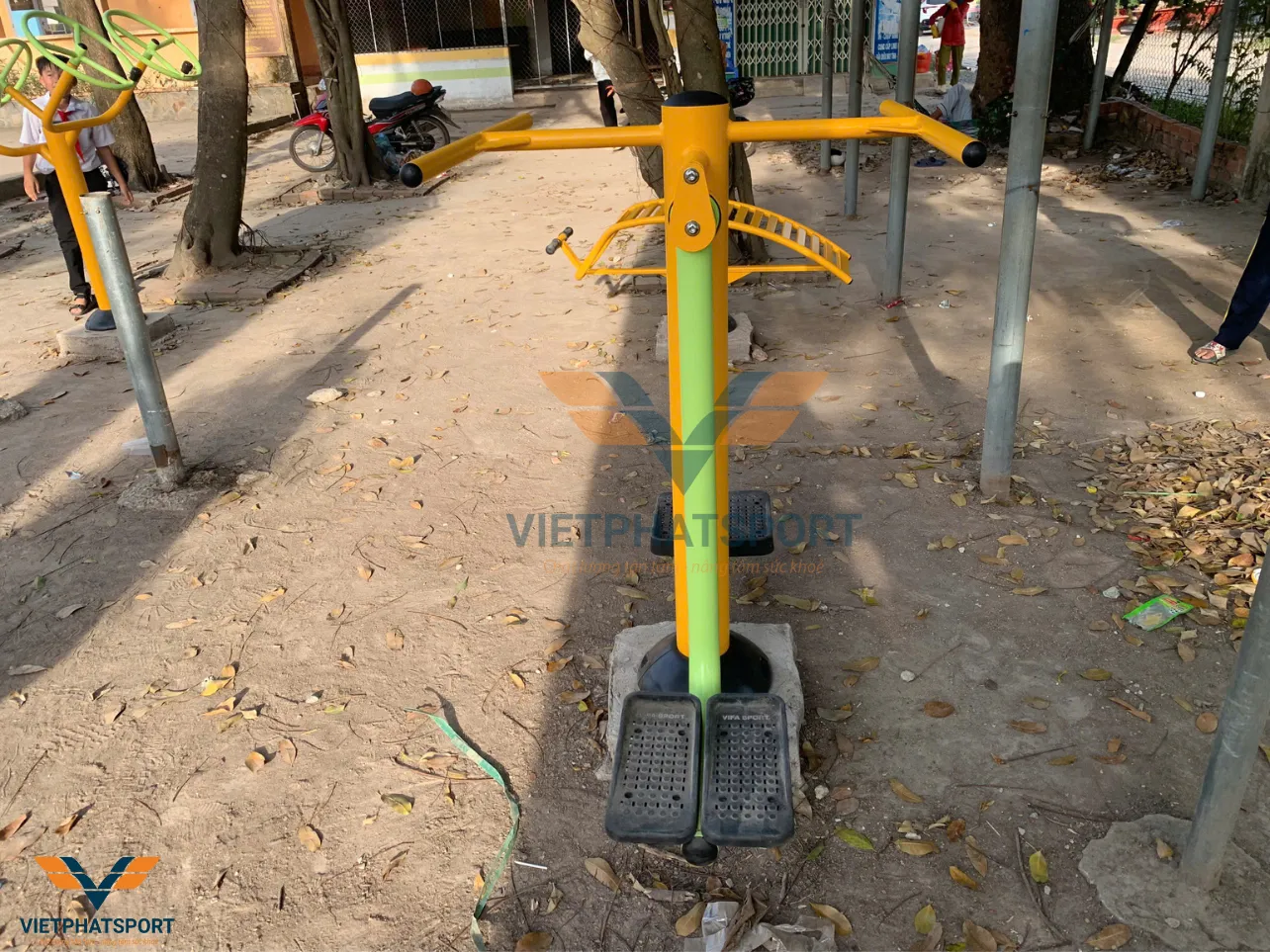 Máy Lưng Eo Giá Rê Ngoài Trời 
