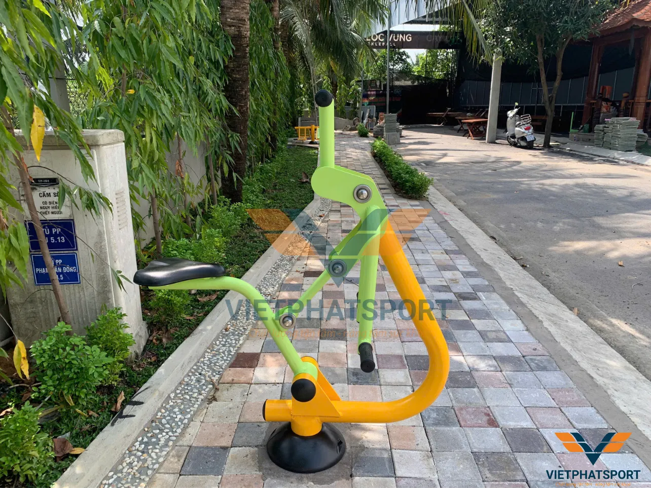 Máy Tập Toàn Thân Giá Rẻ Ngoài Trời 
