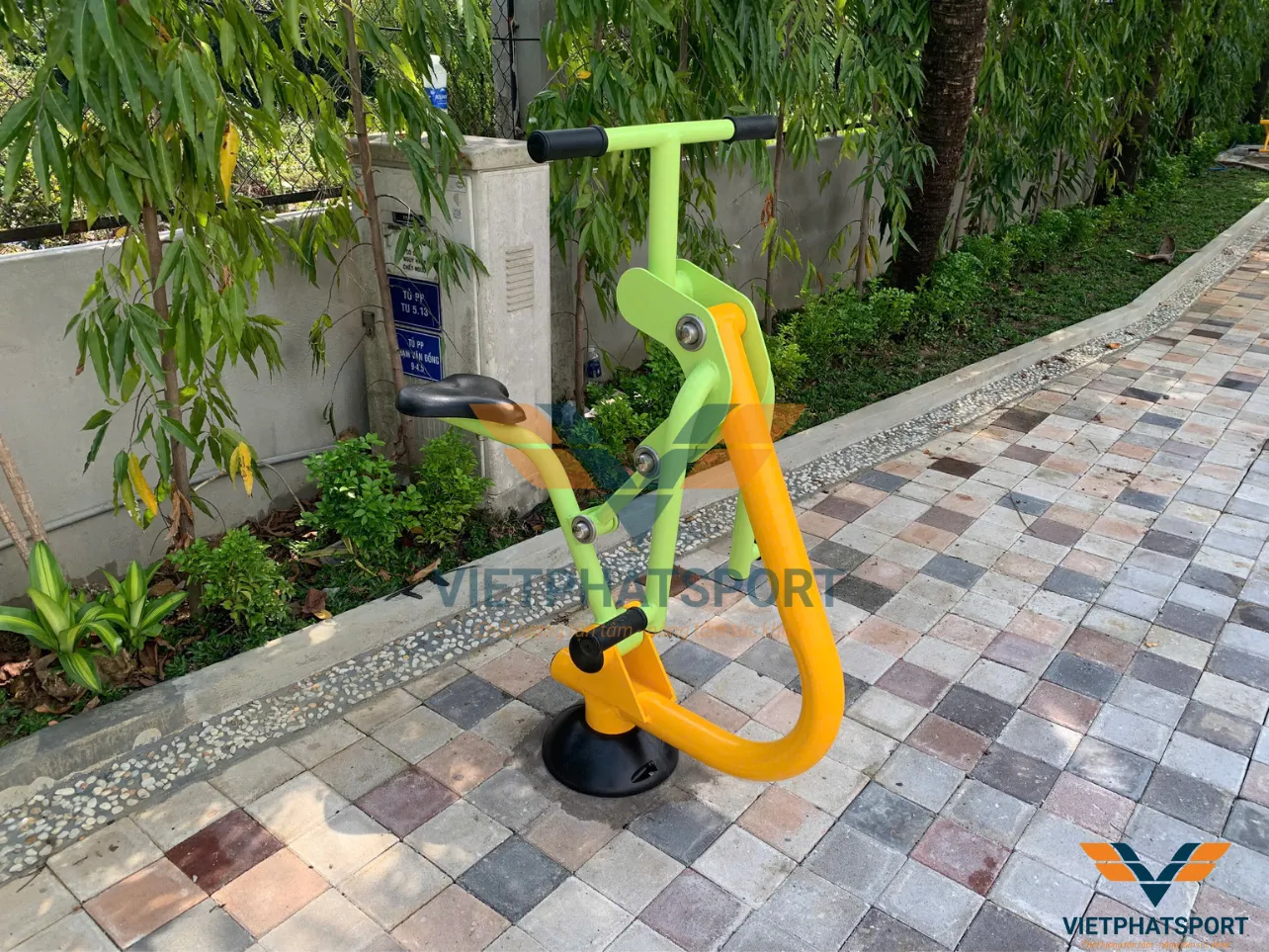 Máy Tập Toàn Thân Giá Rẻ Ngoài Trời 