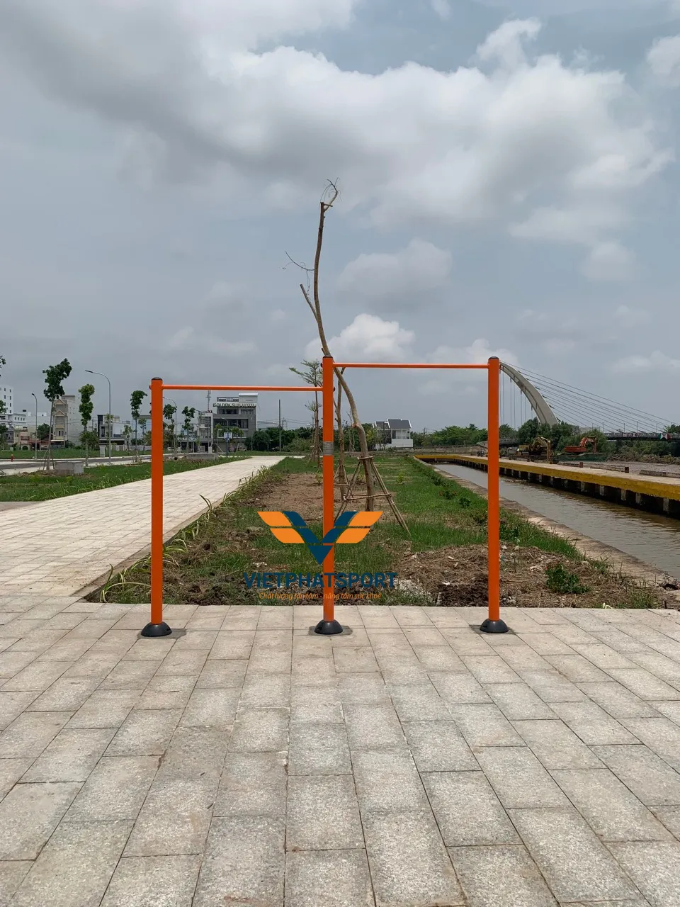 Máy Xà Đơn 2 Bậc Ngoài Trời 