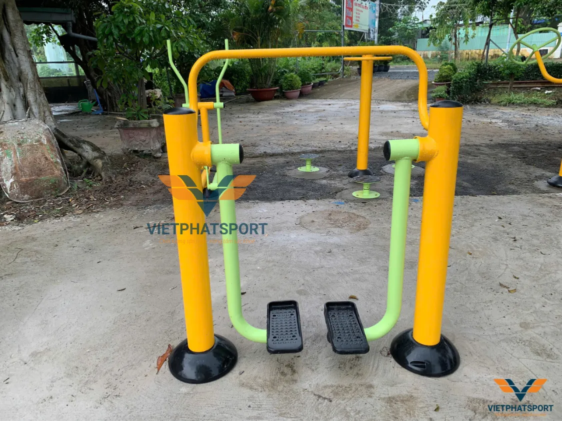 Máy Đi Bộ Trên Không Giá Rẻ Ngoài Trời