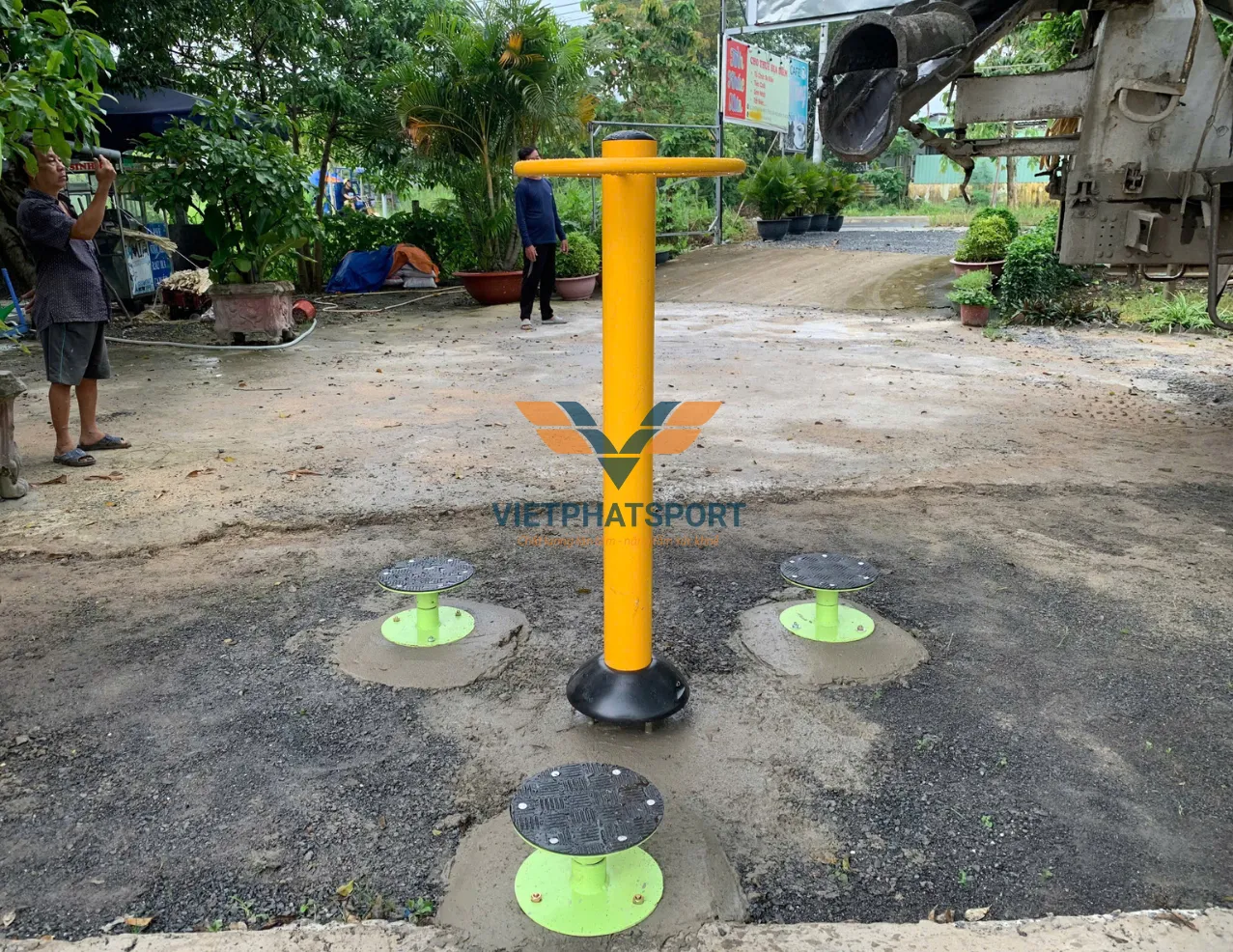 Máy Tập Xoay Eo Giá Rẽ Ngoài Trời