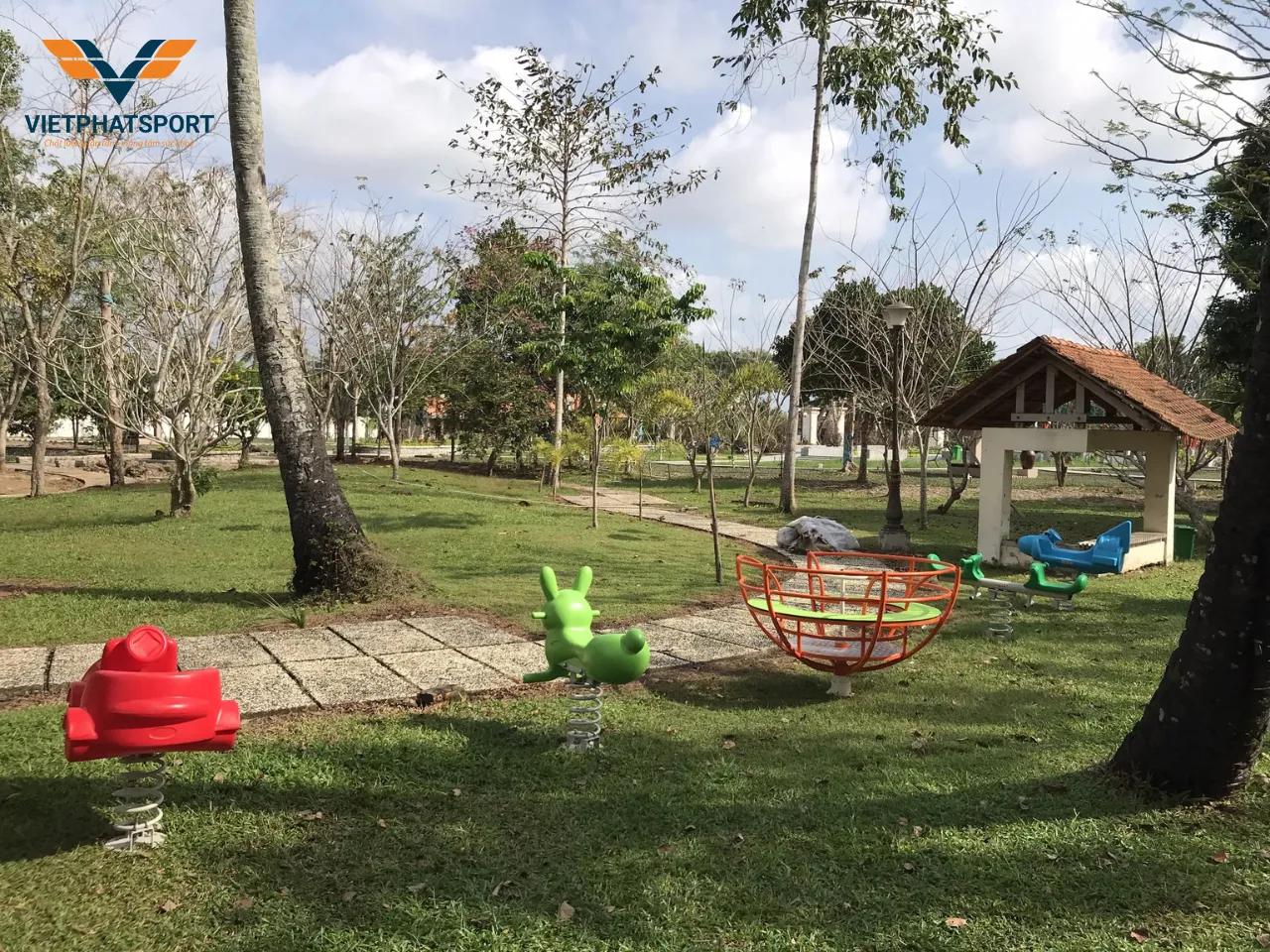 Địa chỉ mua thiết bị thể thao ngoài trời uy tín?