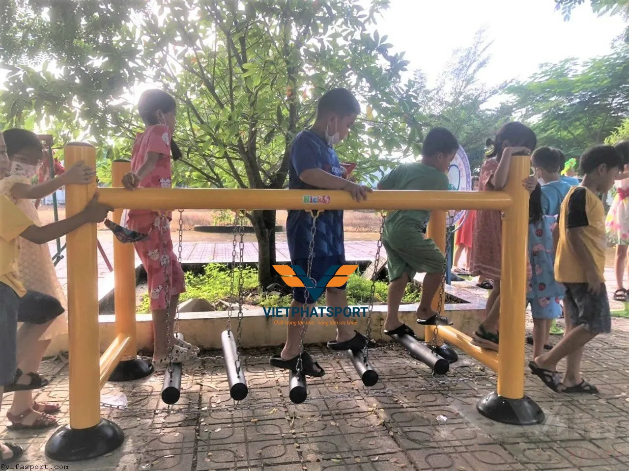 Dụng Cụ Trẻ Em Phổ Biến Được Lắp Cho Khu Dân Cư?