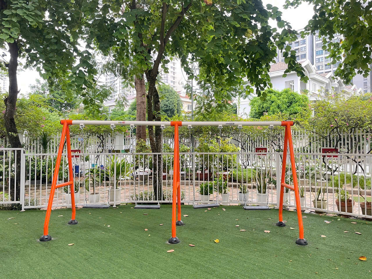 Dụng Cụ Trẻ Em Phổ Biến Được Lắp Cho Khu Dân Cư?