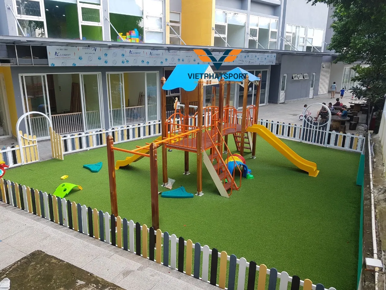 Với 100 Triệu Thì Nên Đầu Tư Những Thiết Bị Trẻ Em Nào?