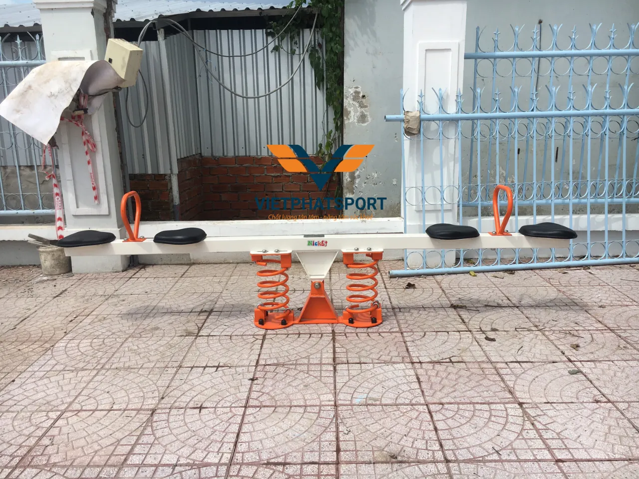 BẬP BÊNH 4 CHỖ DÀI NIK731425-4