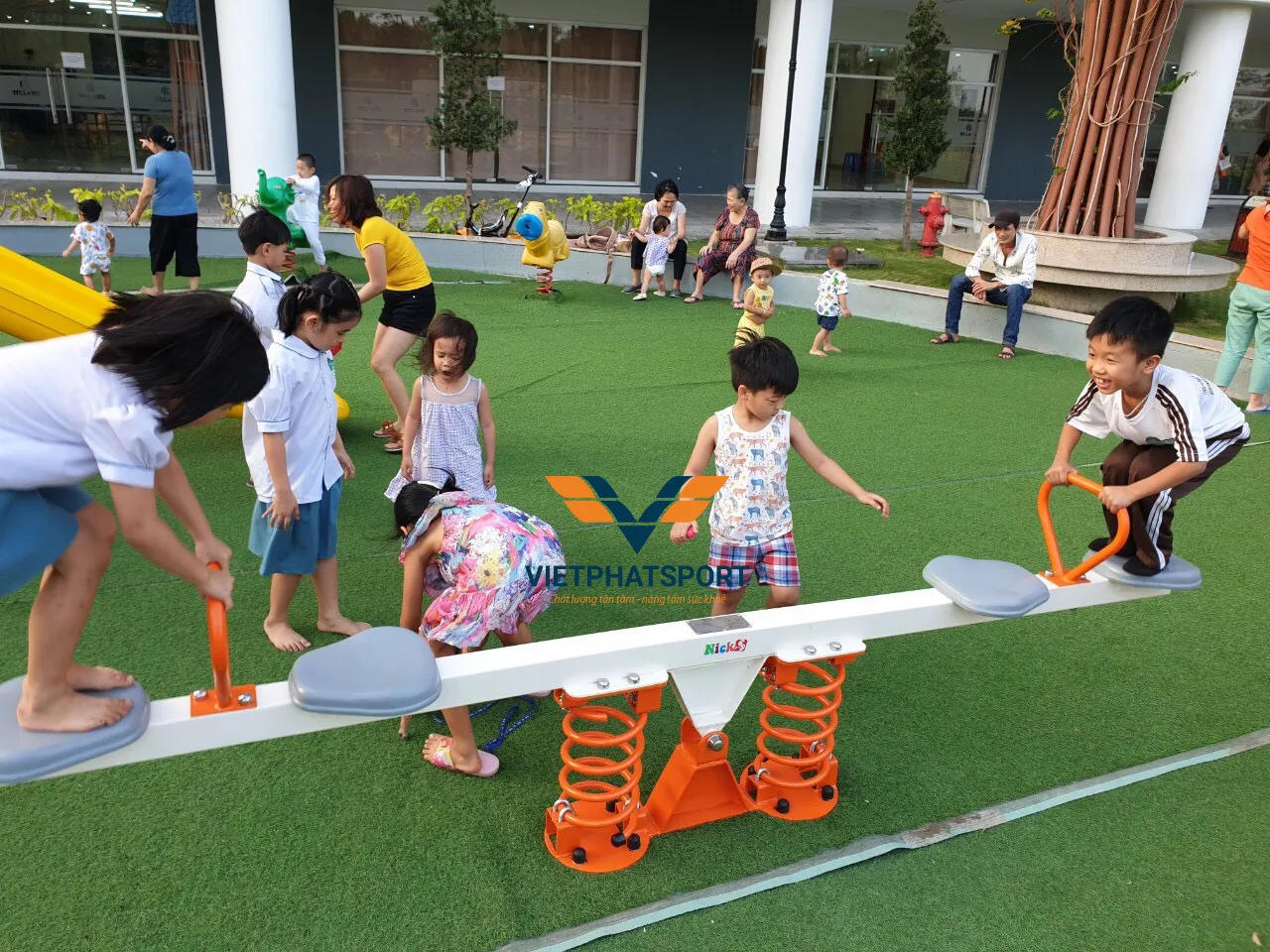 BẬP BÊNH 4 CHỖ DÀI NIK731425-4