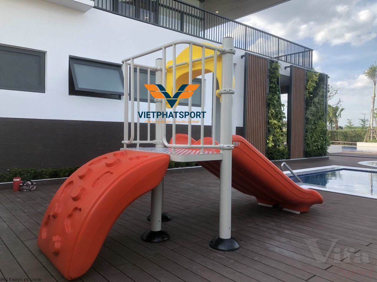 CẦU TUỘT ĐÔI, THANG NHỰA NIK5231A