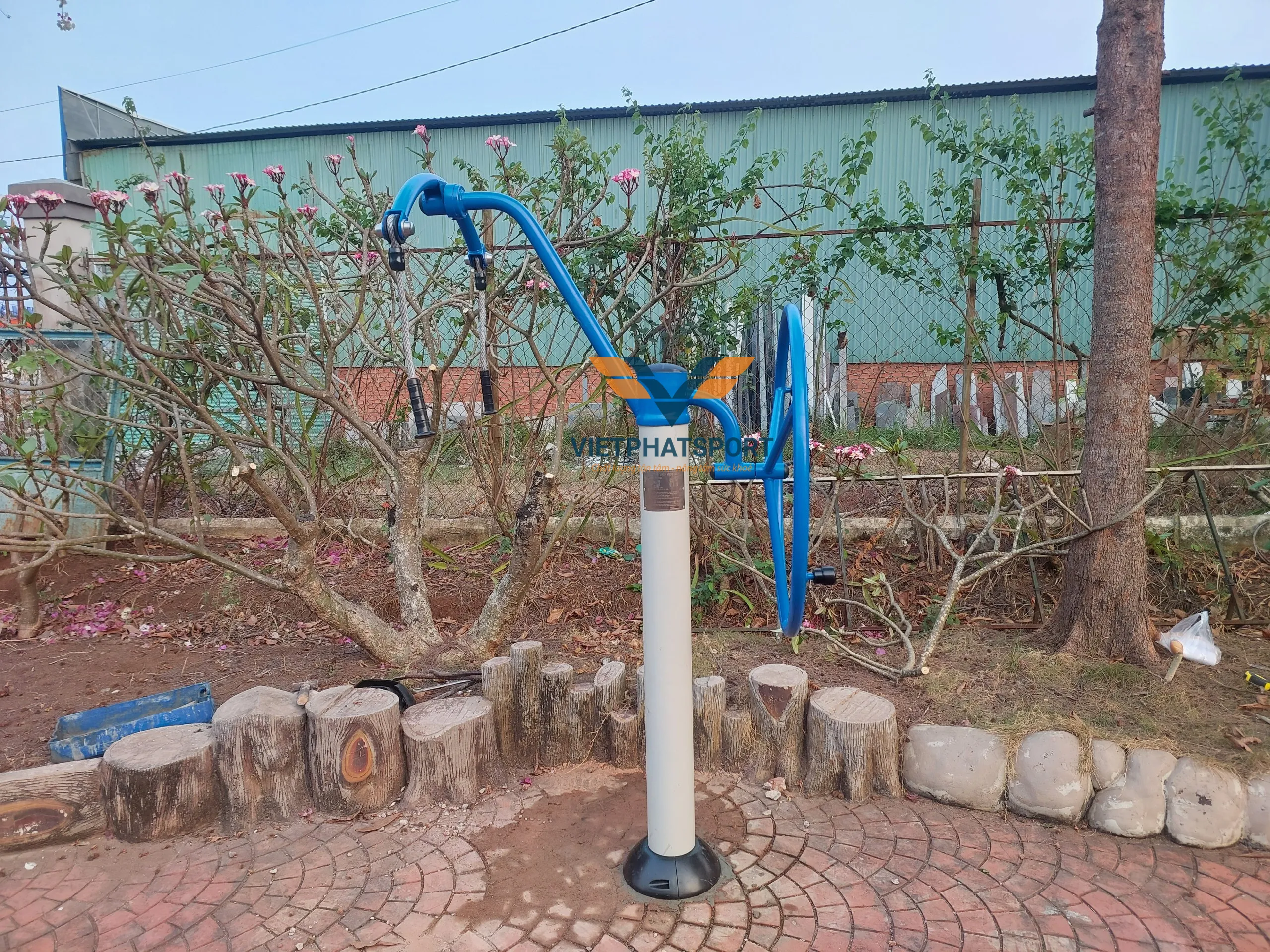 CỤM TẬP VAI - KÉO DÂY