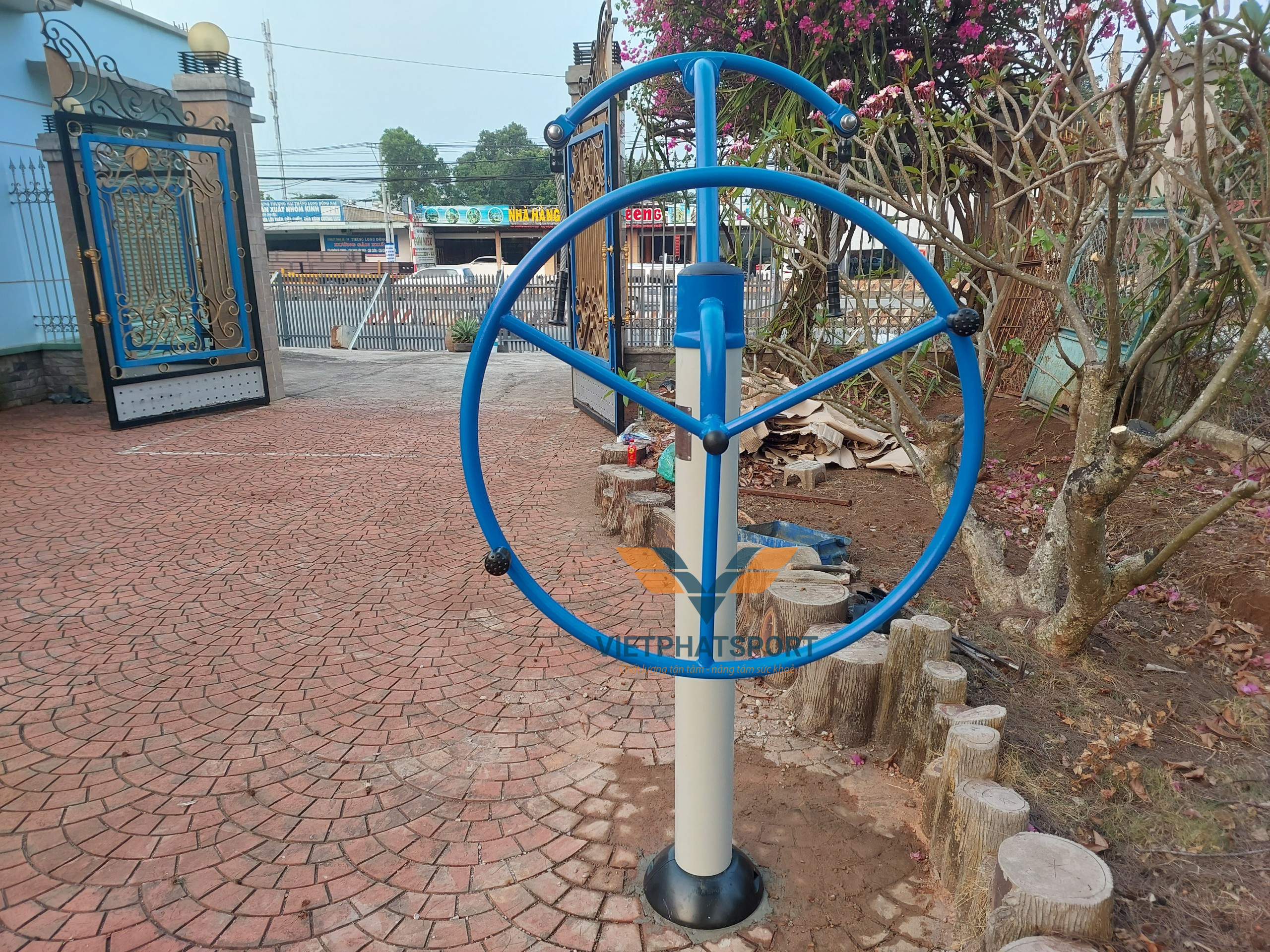 CỤM TẬP VAI - KÉO DÂY