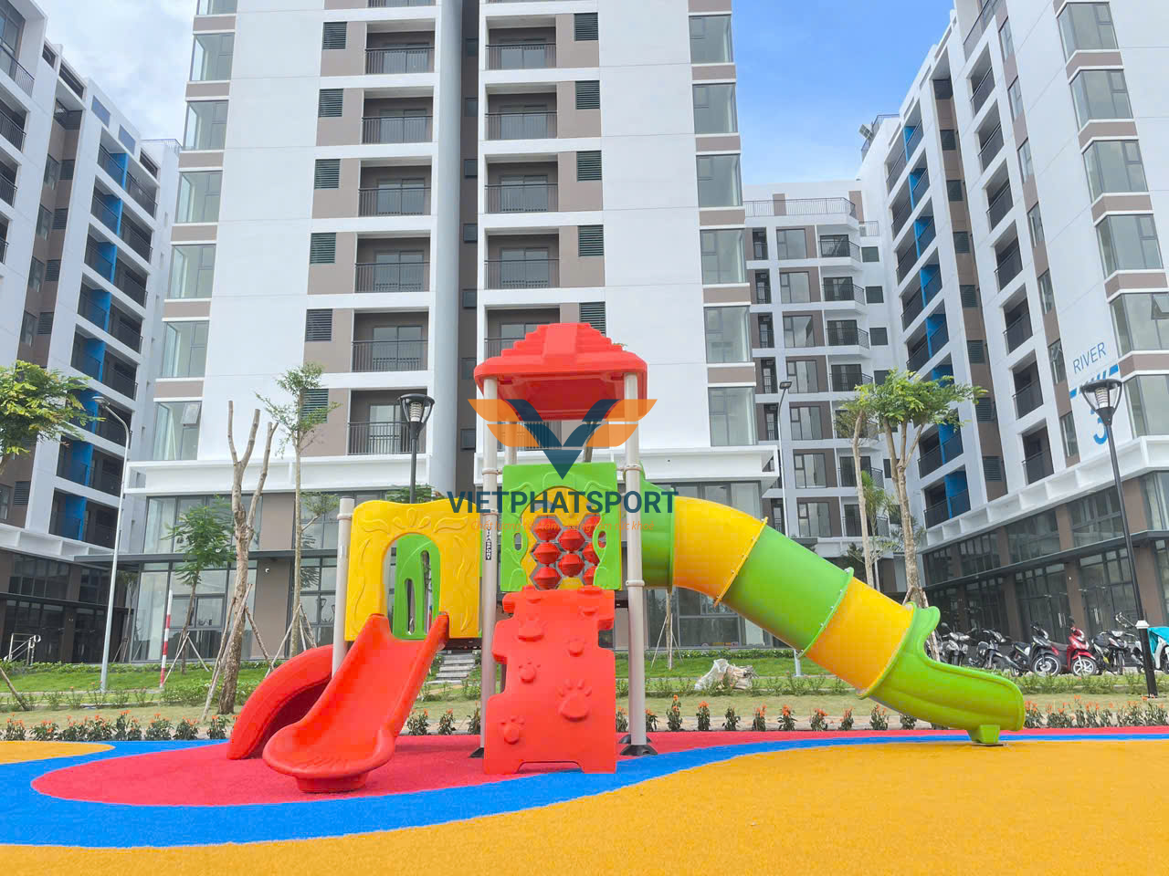 CỤM VẬN ĐỘNG CẦU TUỘT ỐNG NHỰA LLDPE NIK124060M