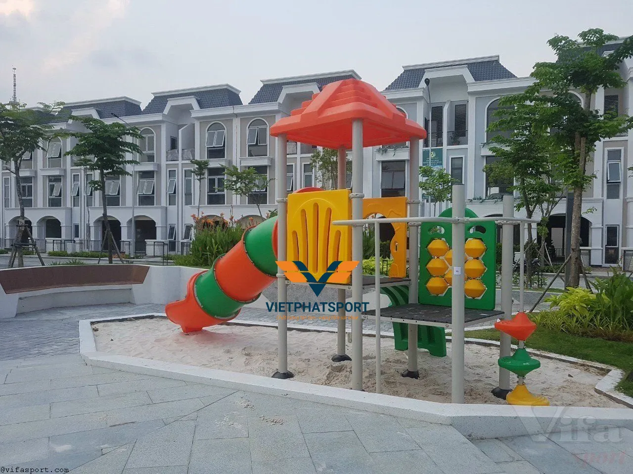 CỤM VẬN ĐỘNG CẦU TUỘT ỐNG NHỰA LLDPE NIK124060M