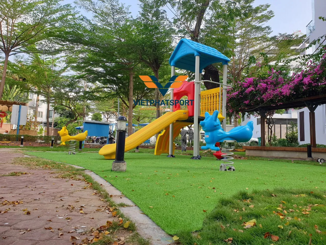 NHÀ CHÒI CẦU TUỘT NHỰA LLDPE NIK113041N