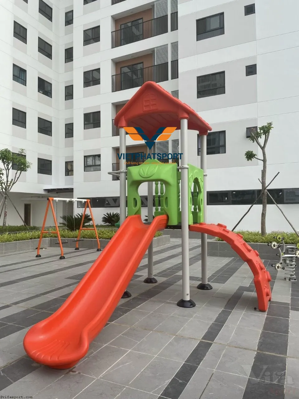 NHÀ CHÒI CẦU TUỘT NHỰA LLDPE NIK113041N