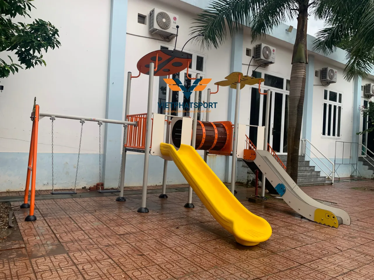 CỤM VẬN ĐỘNG LIÊN HOÀN 2 MÁI CHE NIK703211