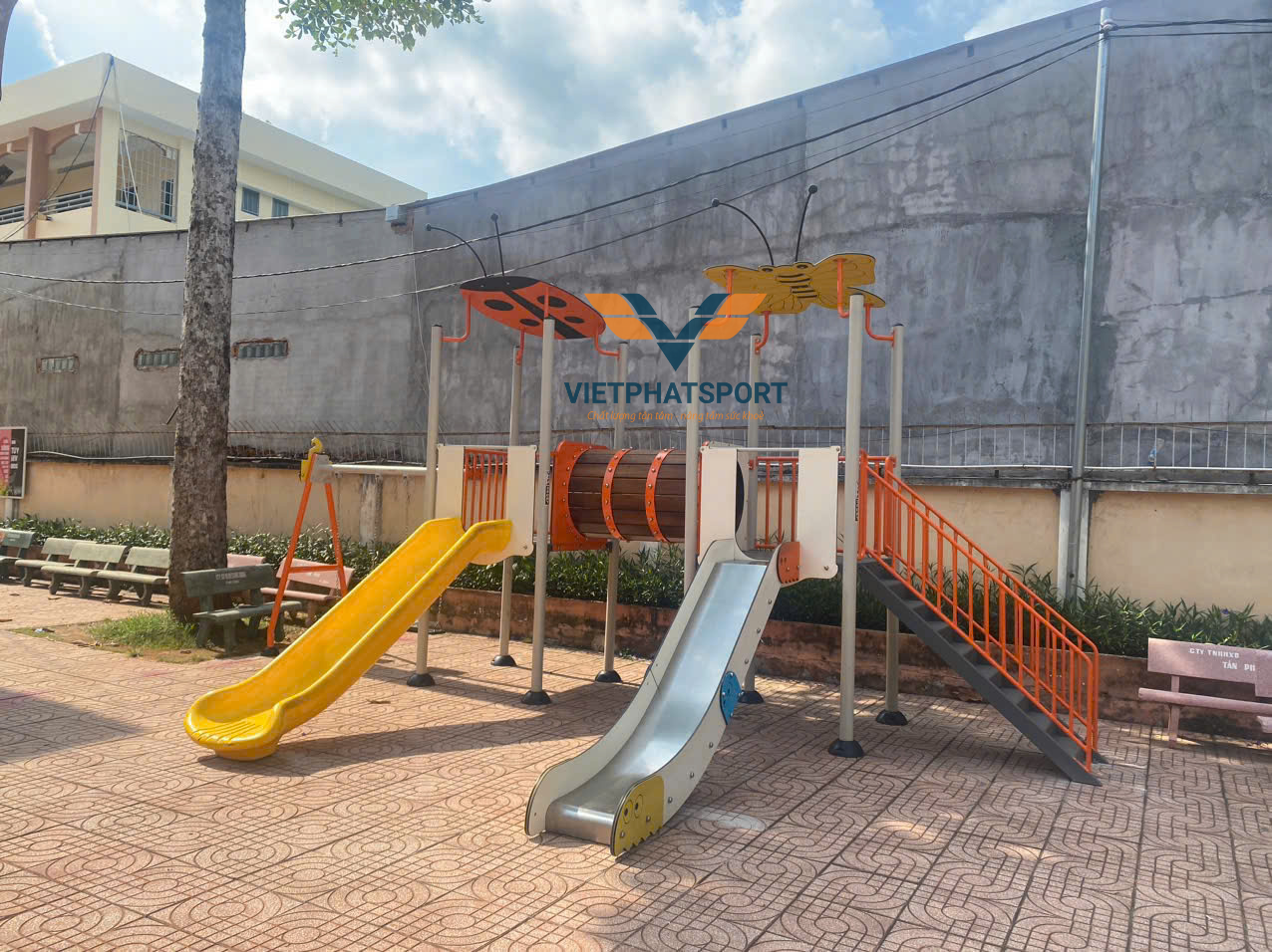 CỤM VẬN ĐỘNG LIÊN HOÀN 2 MÁI CHE NIK703211