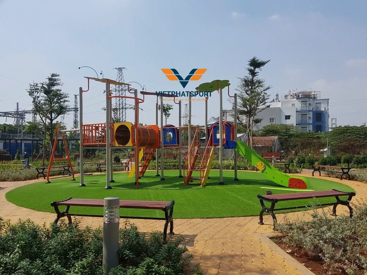 CỤM VẬN ĐỘNG LIÊN HOÀN 3 MÁI CHE NIK705311