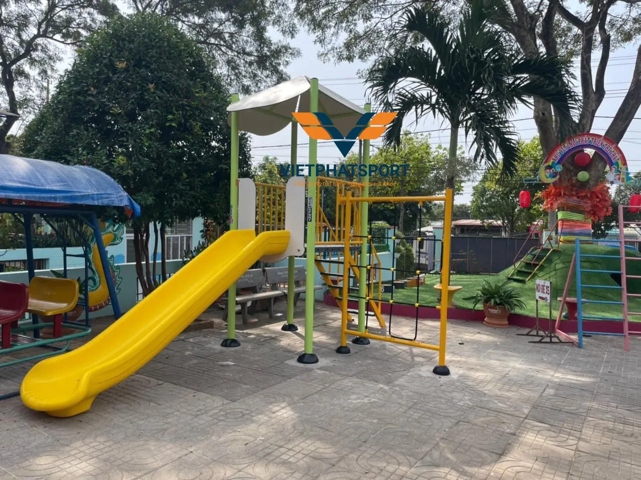 NHÀ CHÒI THANG LEO, CẦU TRƯỢT, KHUNG LEO NIK731146-2