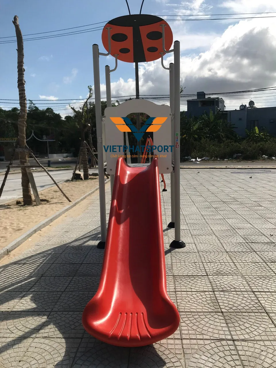 NHÀ CHÒI THANG LEO, CẦU TRƯỢT NIK731146-1