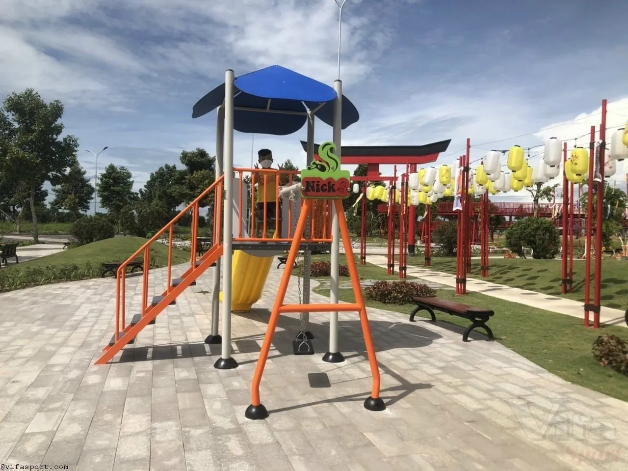 NHÀ CHÒI THANG LEO, CẦU TRƯỢT, XÍCH ĐU NIK731146-3
