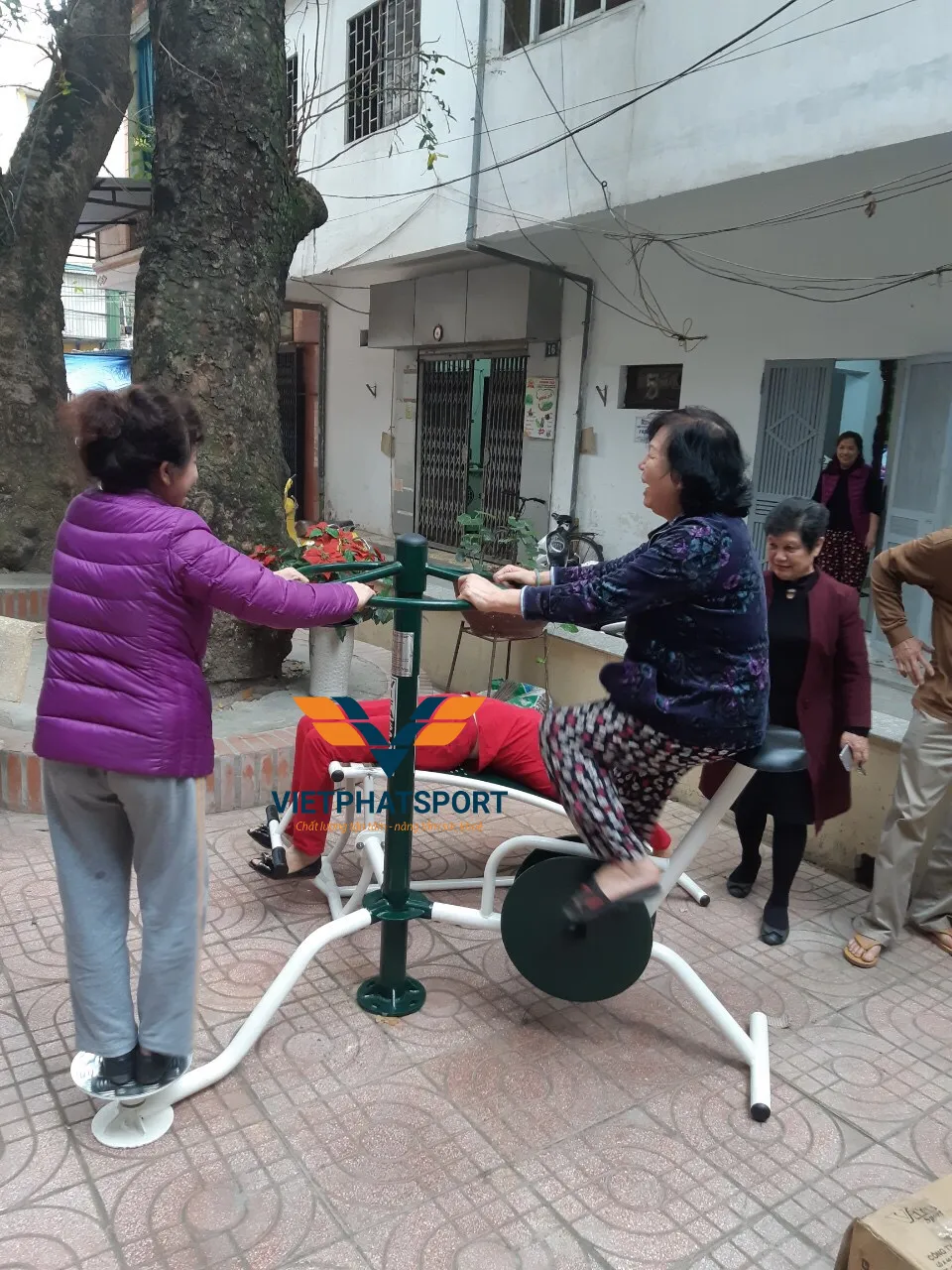 DÒNG CHUNG CƯ - SÂN VƯỜN