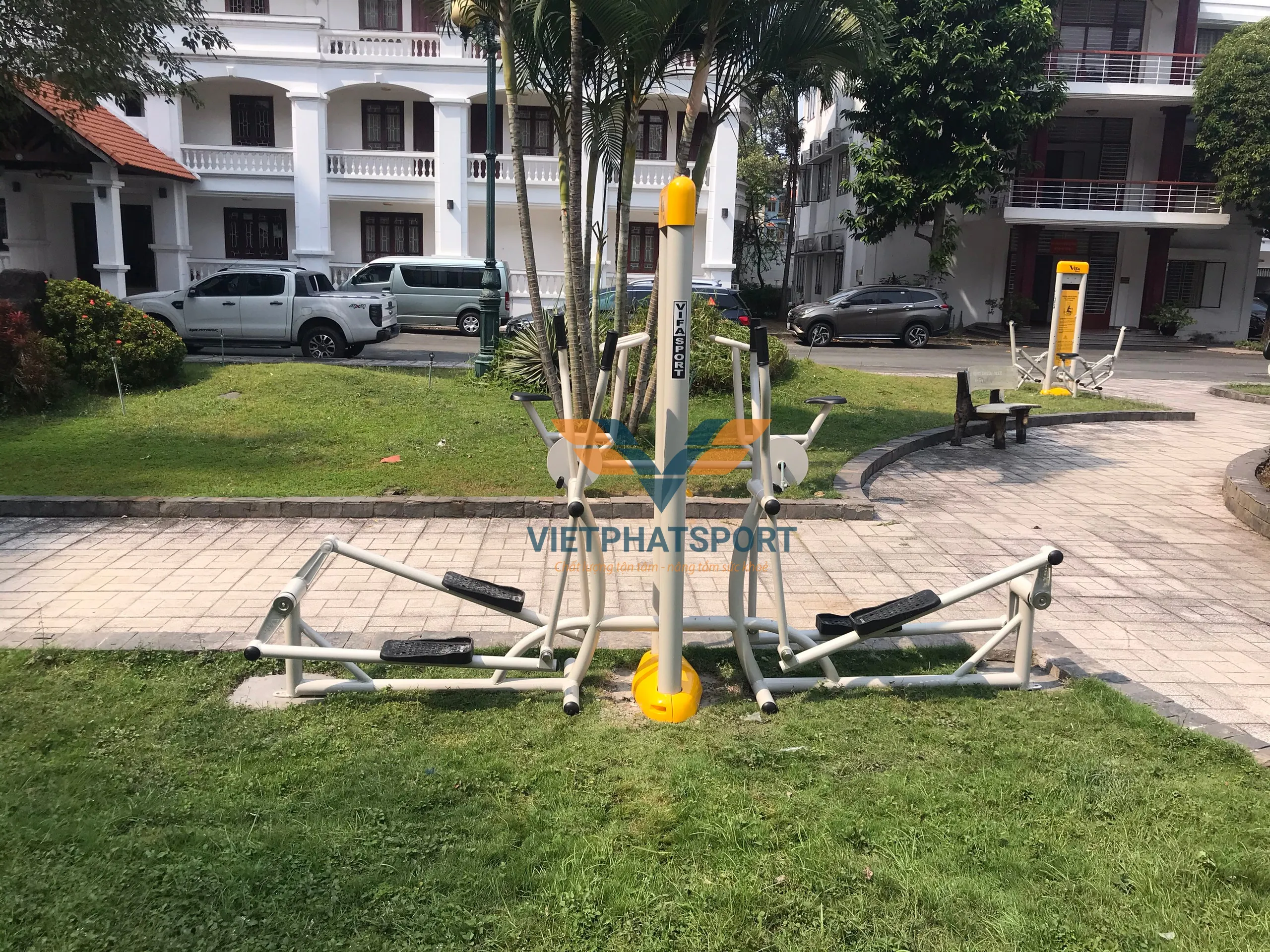 DỤNG CỤ ĐI BỘ LẮC TAY 712512