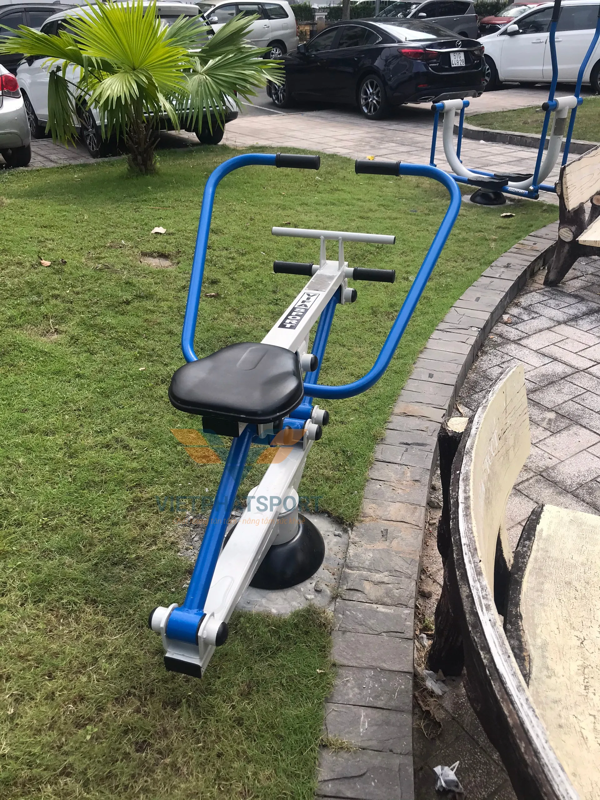 DỤNG CỤ CHÈO THUYỀN 711602