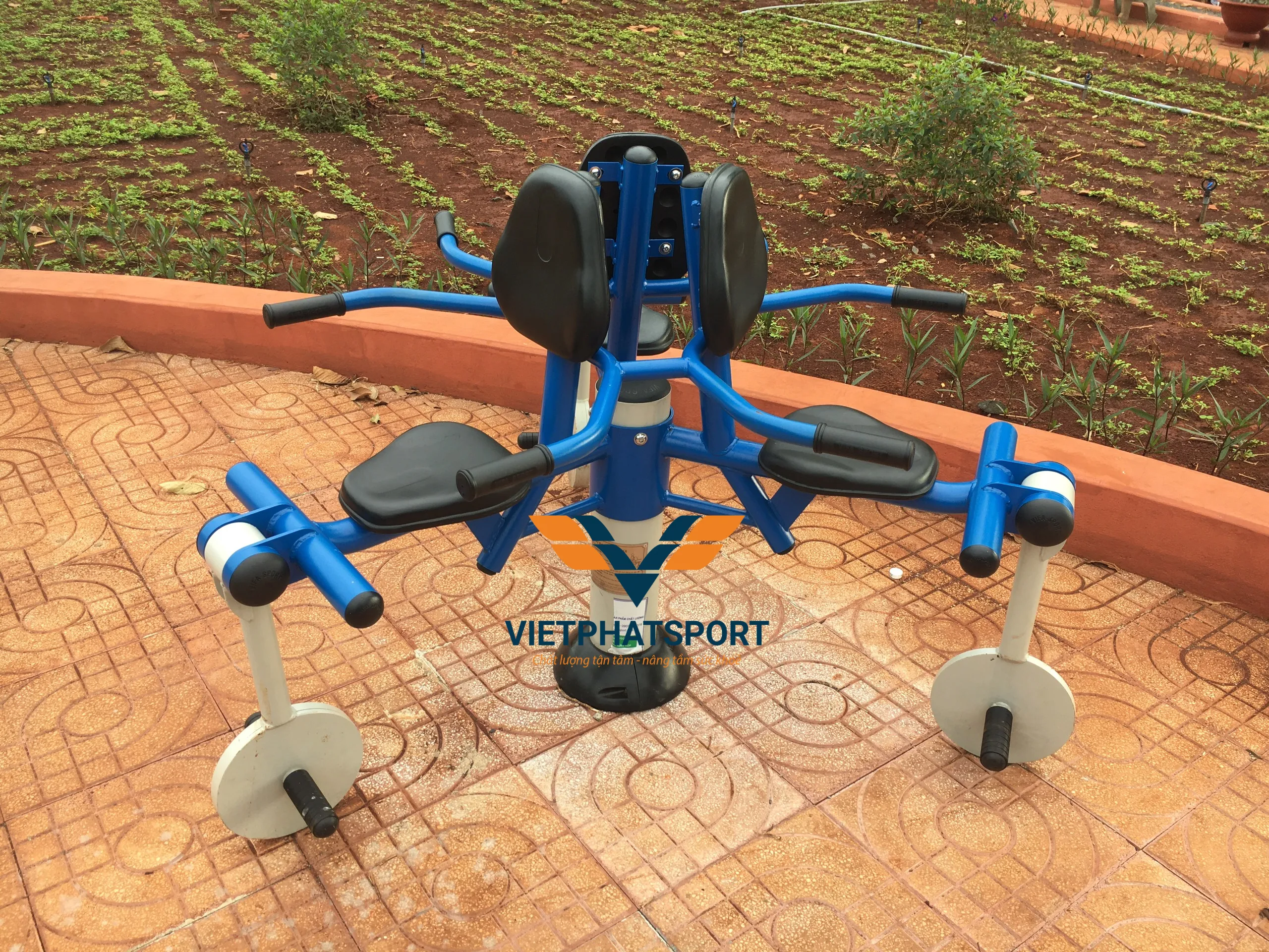 DỤNG CỤ ĐÁ ĐÙI 3 HƯỚNG 711523