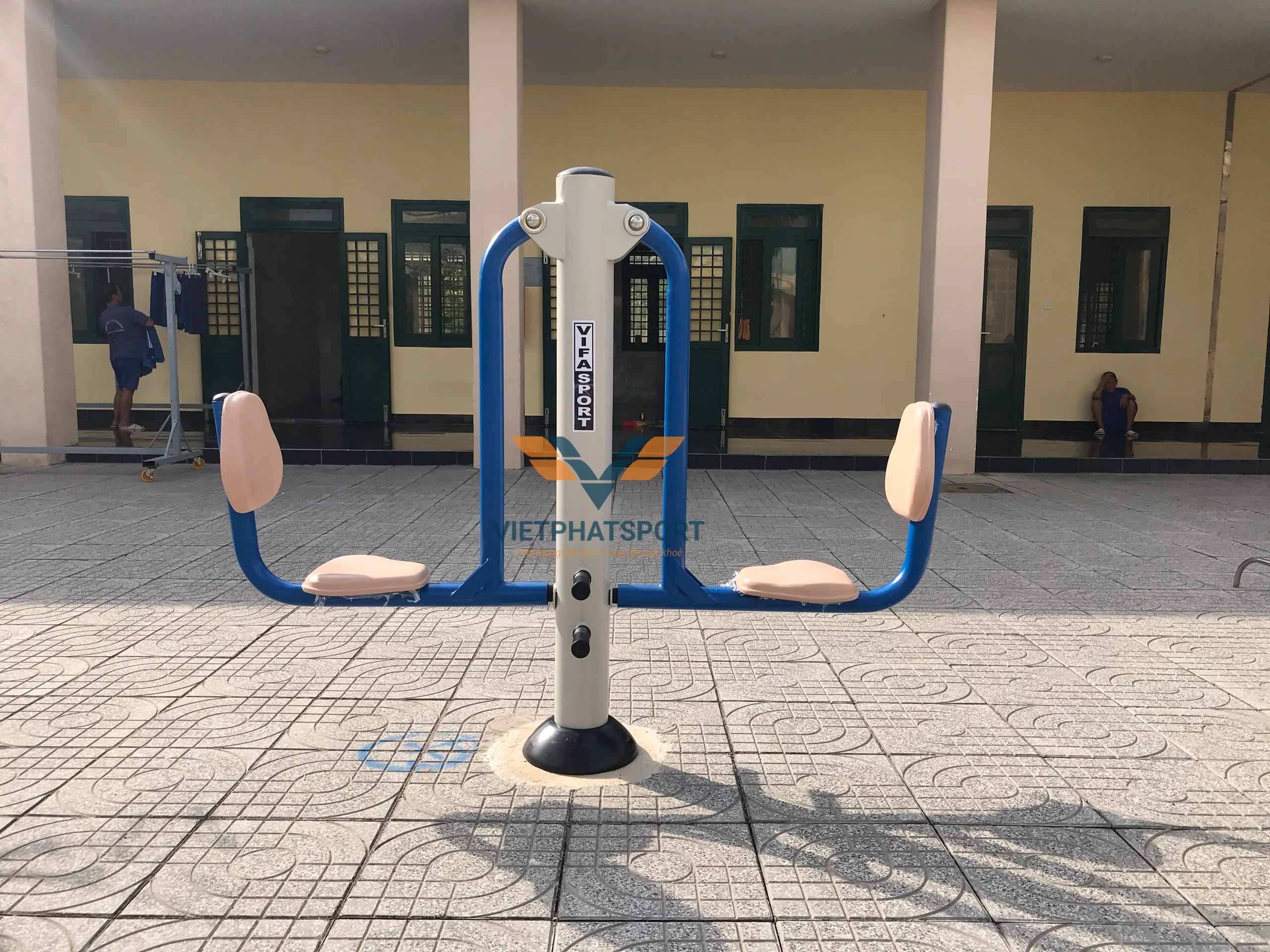 DỤNG CỤ ĐẠP CHÂN 711412