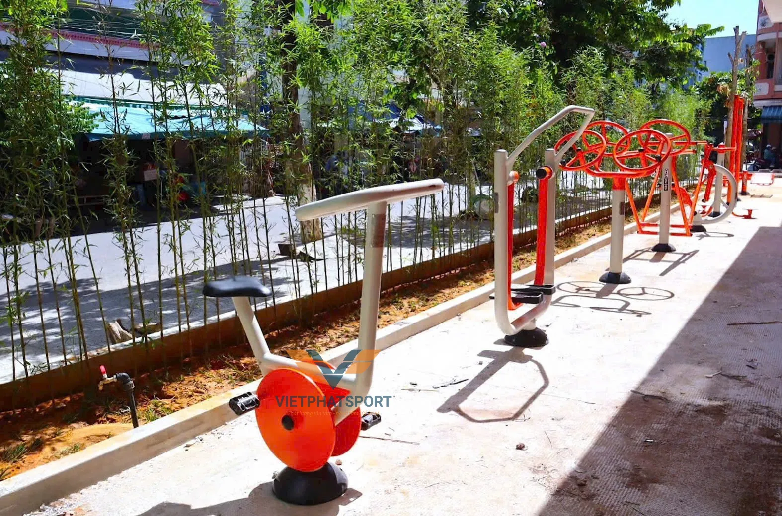 DỤNG CỤ ĐẠP XE