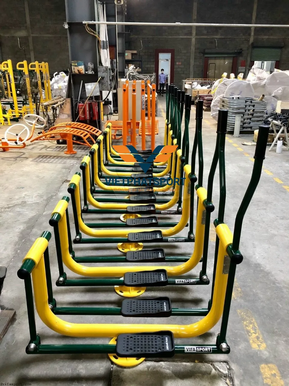 DỤNG CỤ TRƯỢT TUYẾT 711512