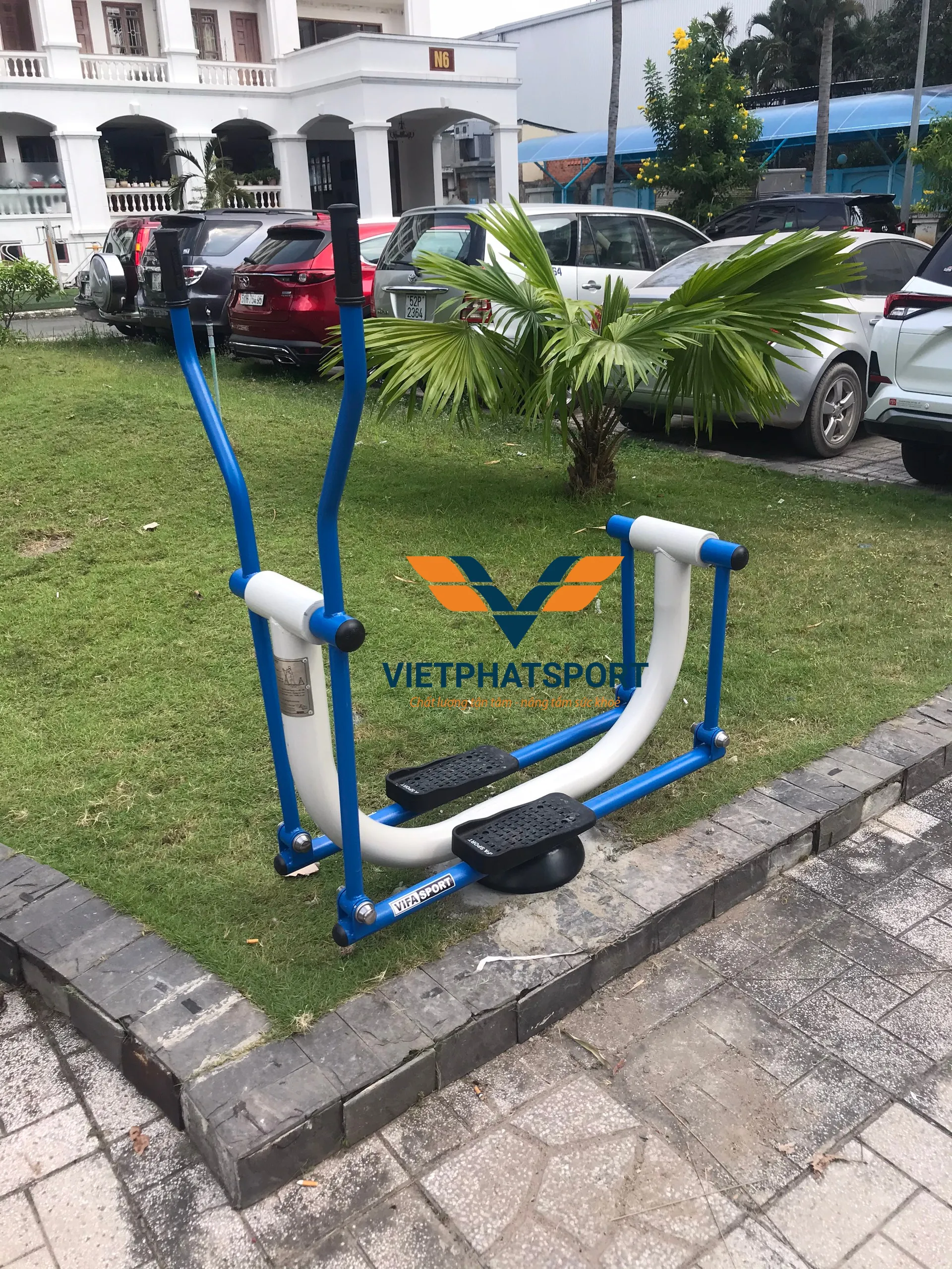 DỤNG CỤ TRƯỢT TUYẾT 711512