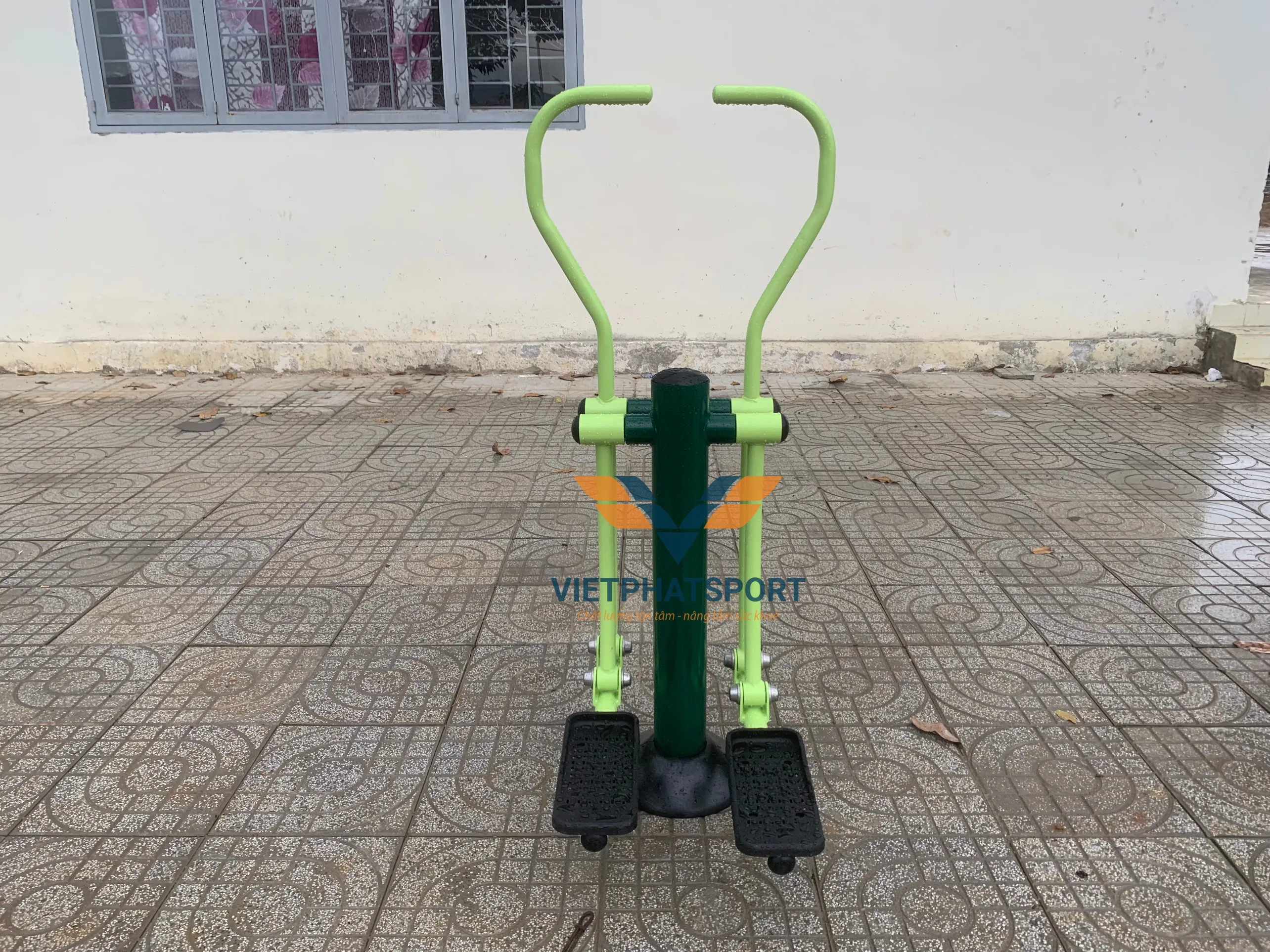 DỤNG CỤ TRƯỢT TUYẾT TR-4300