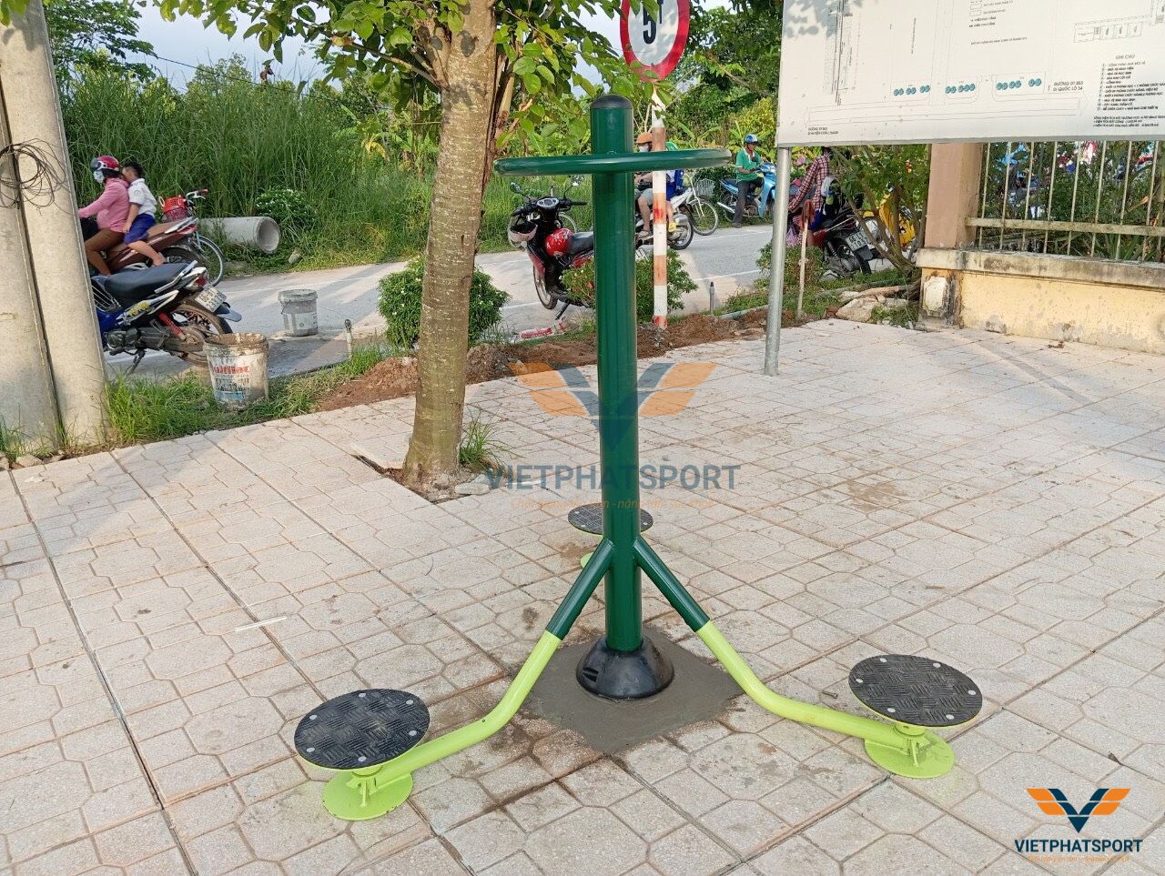 Hoàn thành lắp đặt dự án dụng cụ thể thao ngoài trời tại Xã Phong Hòa - tỉnh Đồng Tháp