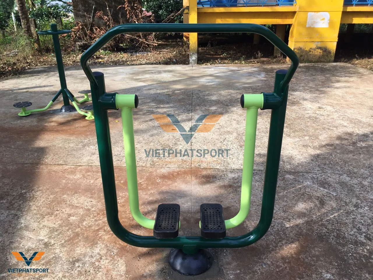 Thi Công Máy Tập Công Viên UBND Xã Bù Gia Mập, Bình Phước