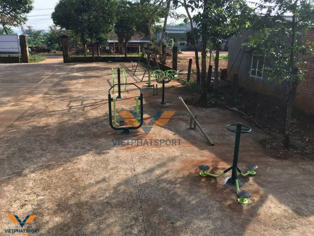 Thi Công Máy Tập Công Viên UBND Xã Bù Gia Mập, Bình Phước